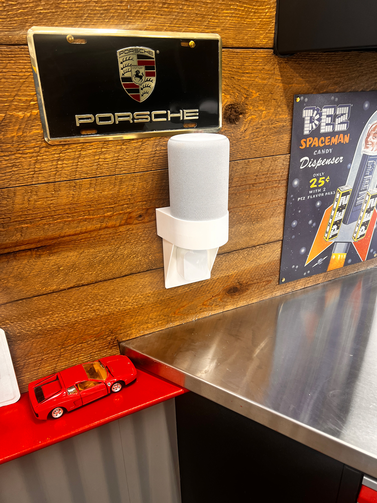 echo-plus-wall-holder.jpg