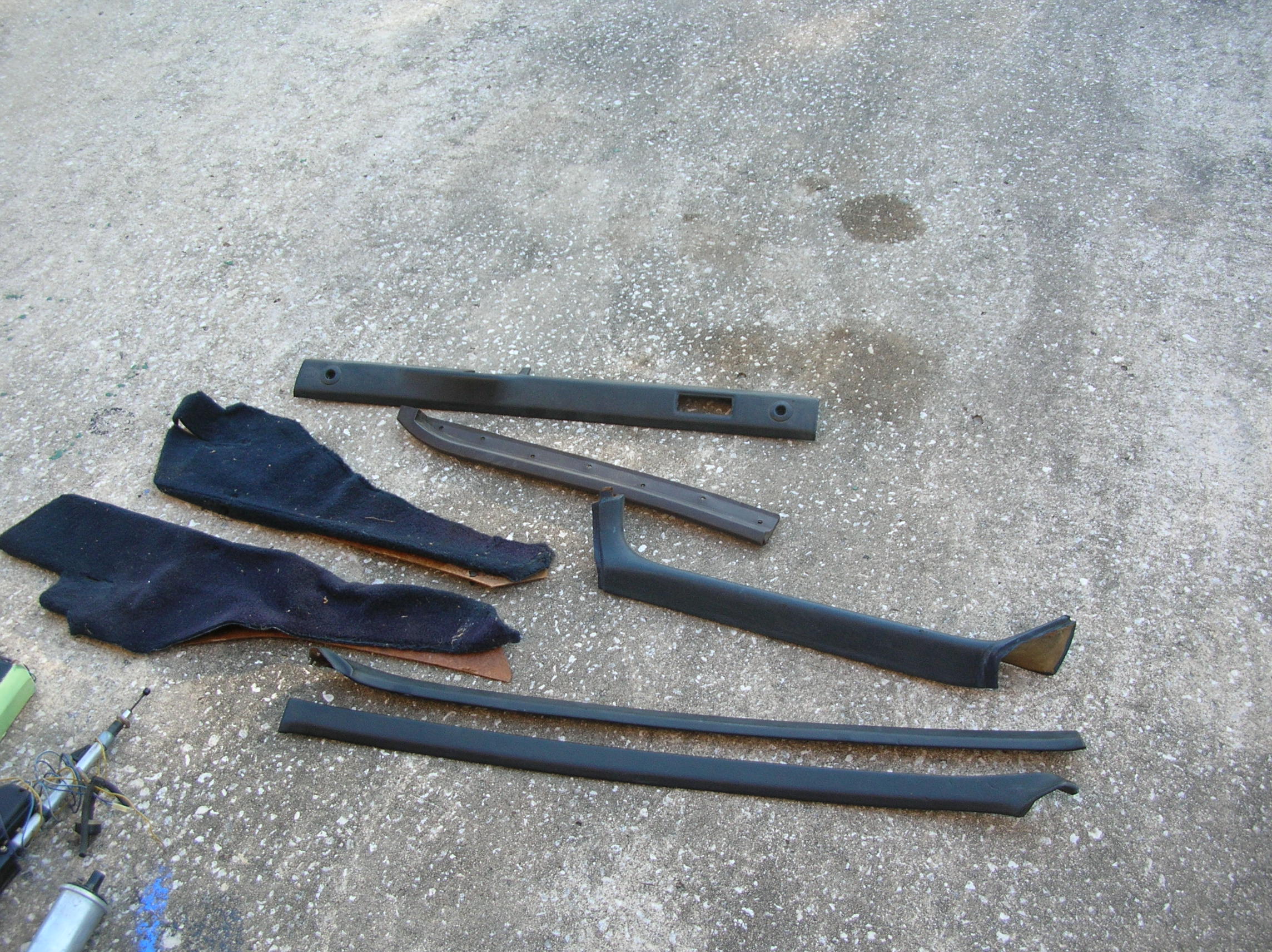 interior [pieces