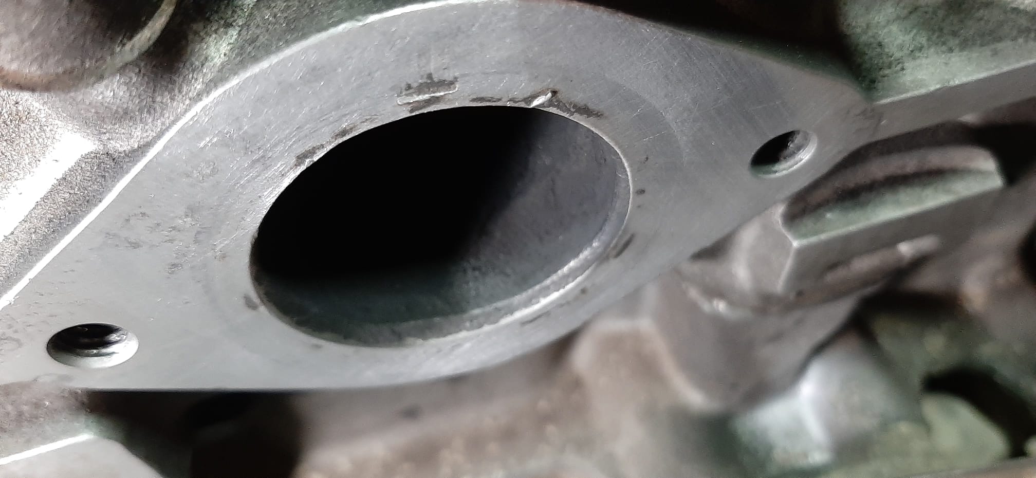 Scratching and a metal sliver that seems to stick out