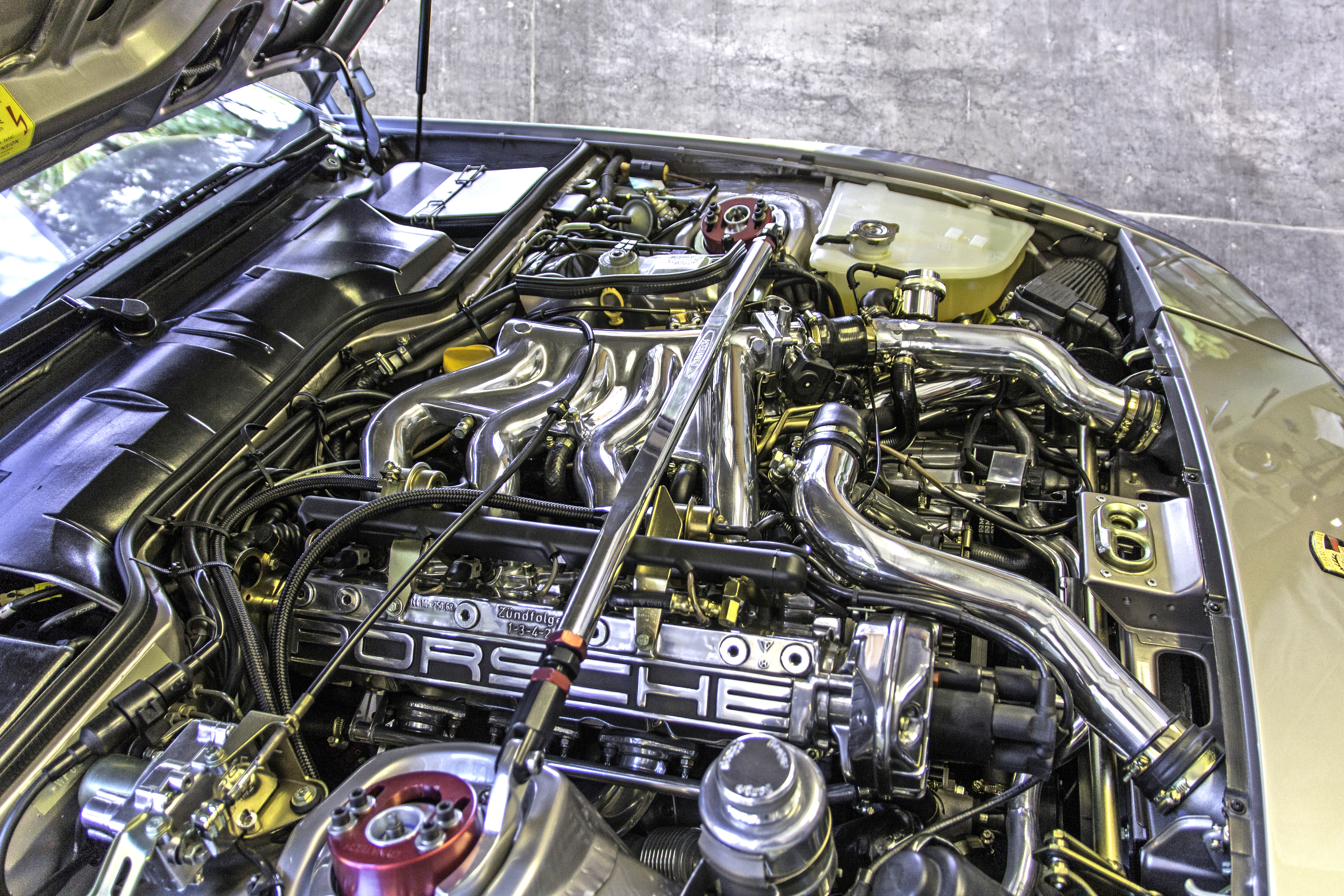 Strut brace