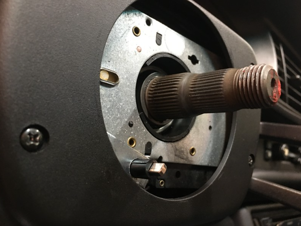 944 Steering Wheel Hub.png