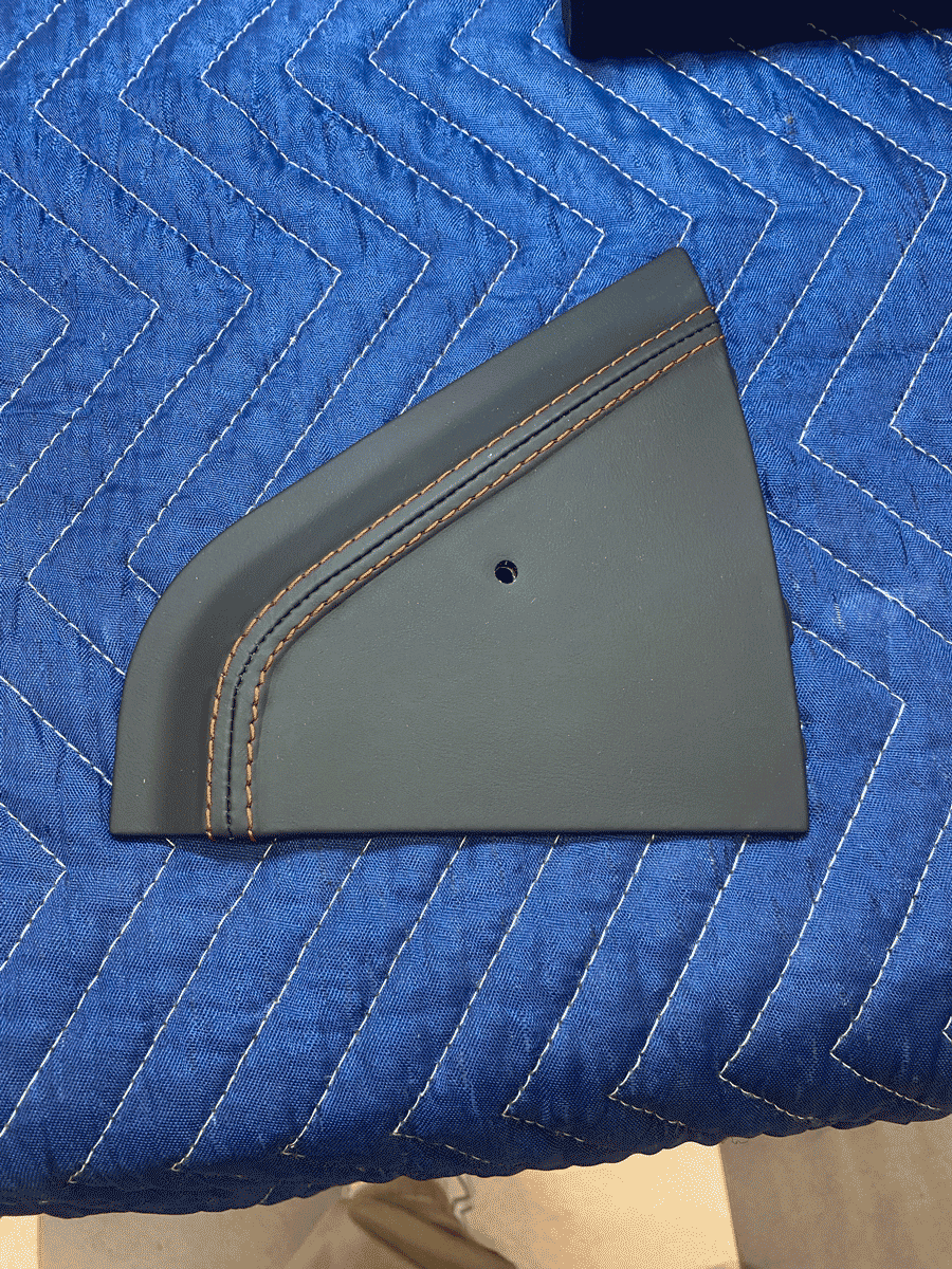 endcap-leather.gif