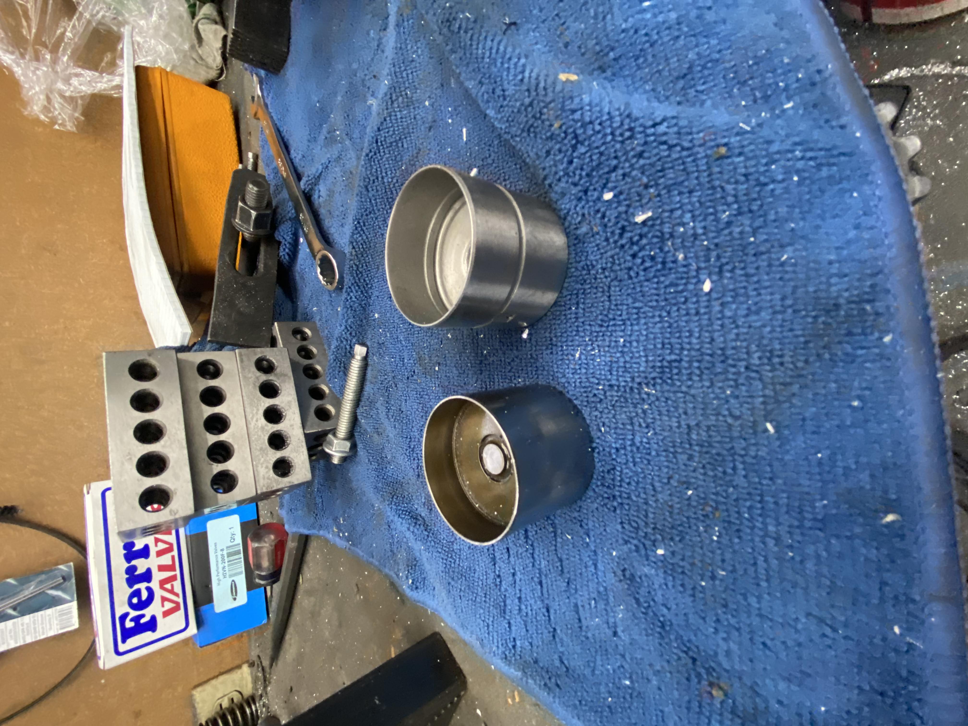 lifter and cam tower image