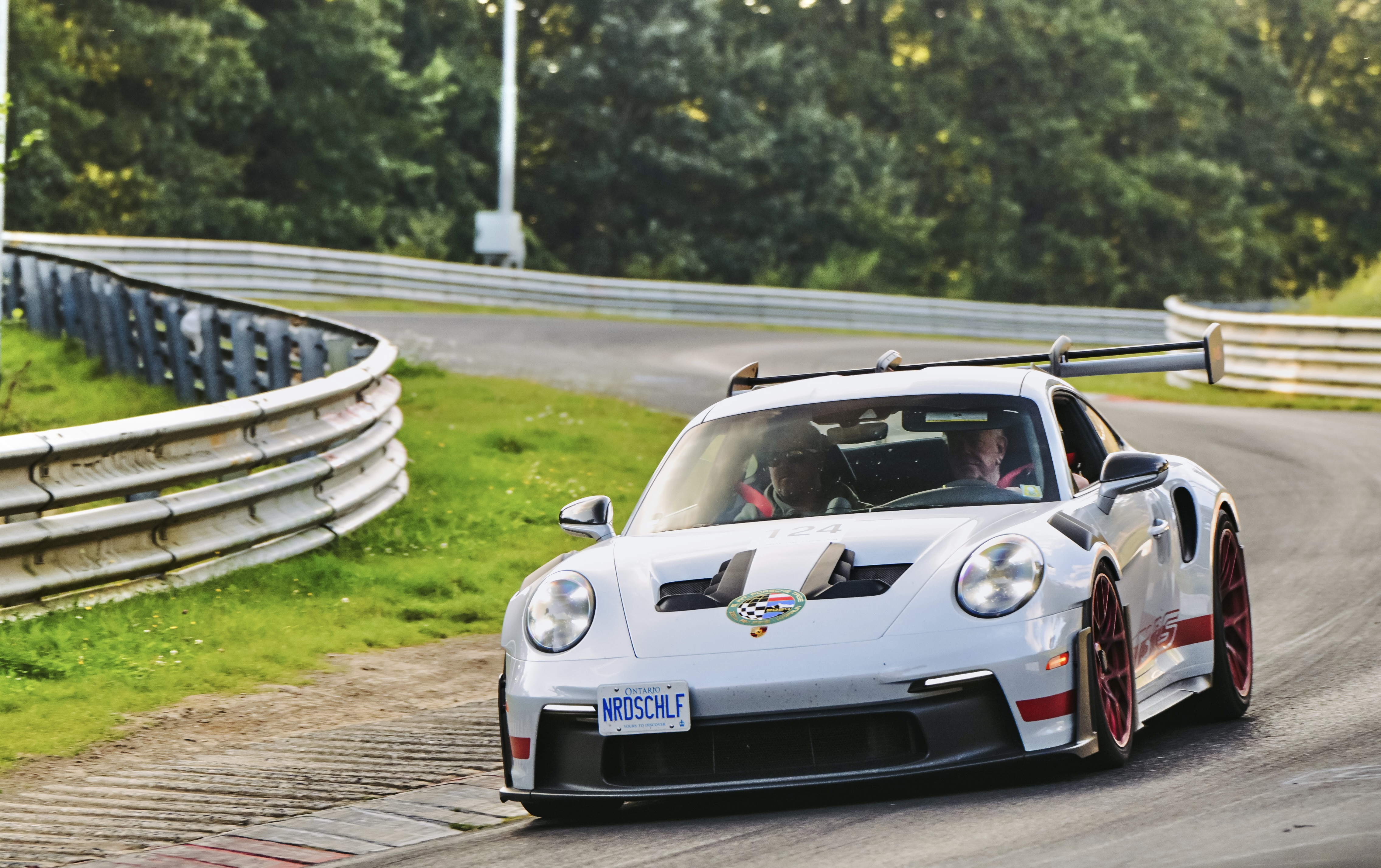racetracker_31704635_503742 3 2.jpg
