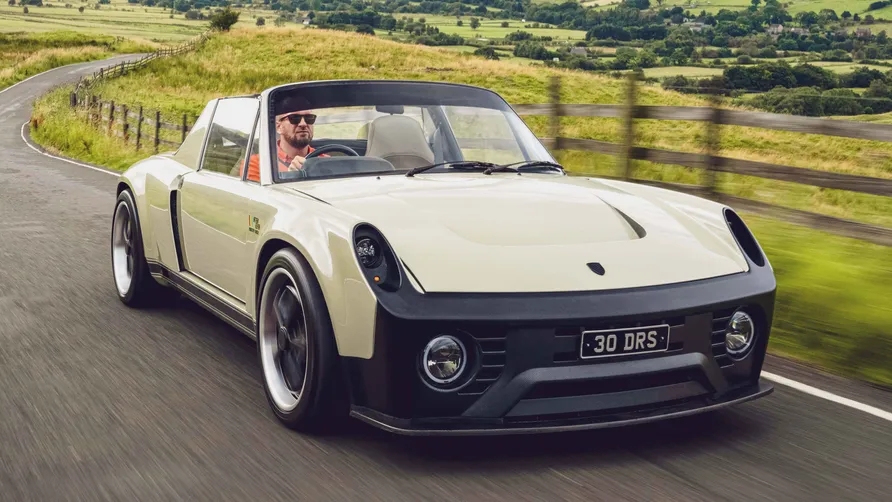 TopGear - Fifteen Eleven_Cayman_powered_vintage_914.jpg