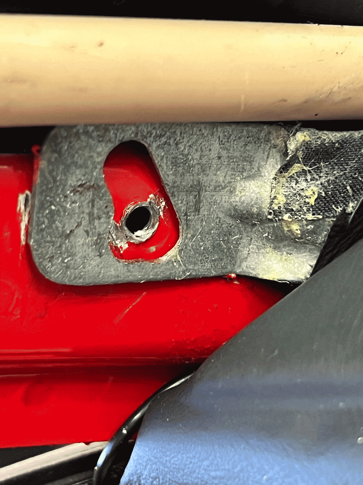 hogged-out-install-bracket.gif