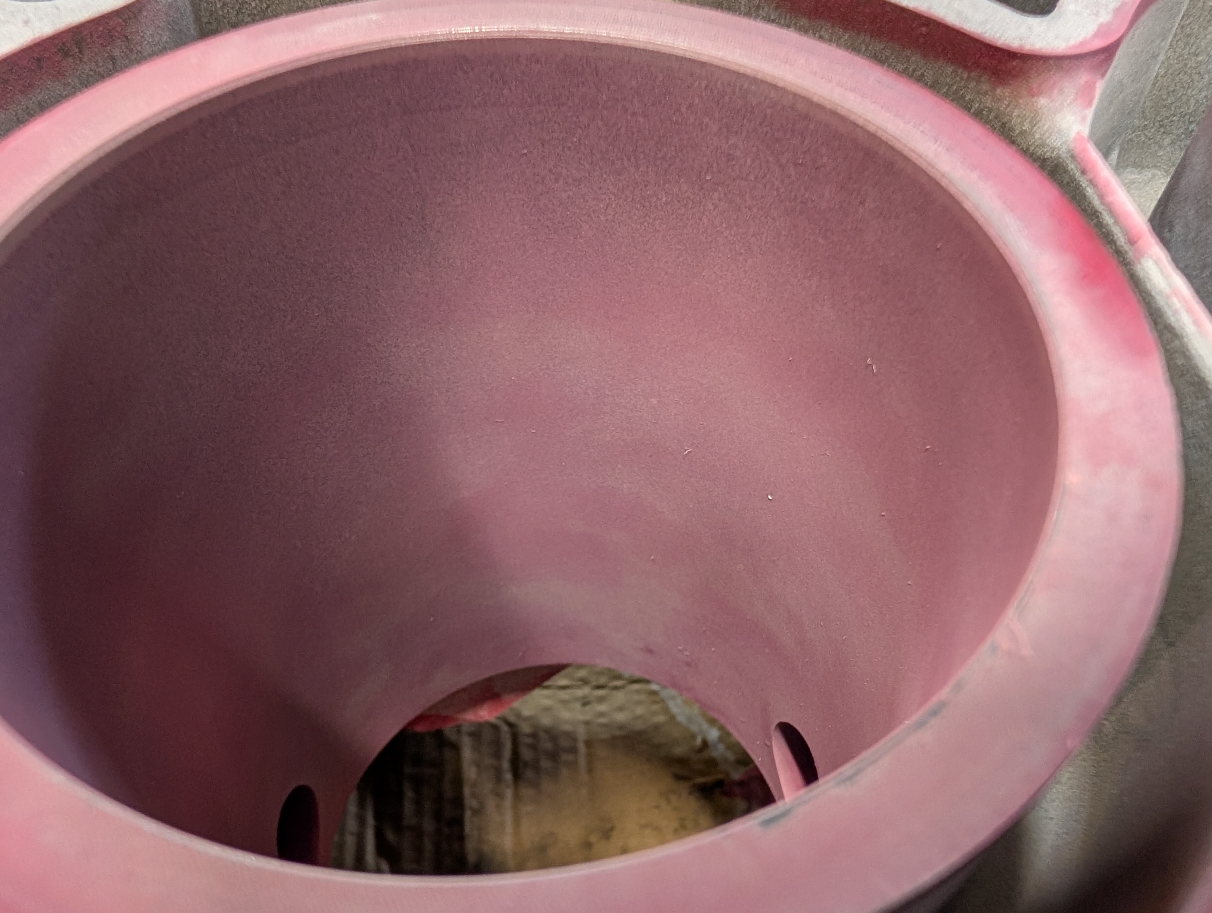 Cylinder with dots showing near the bottom