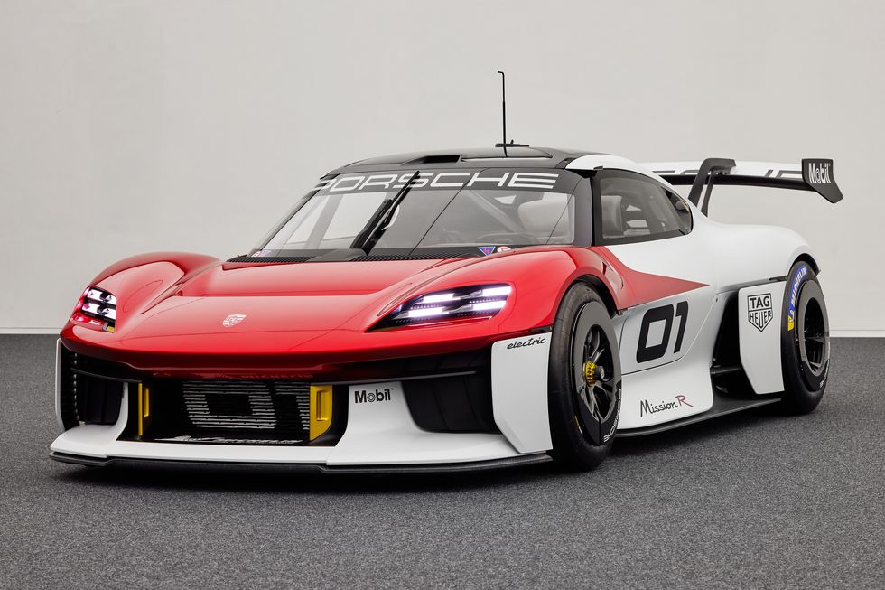 porsche-mission-r-concept-104-1630883136.jpg