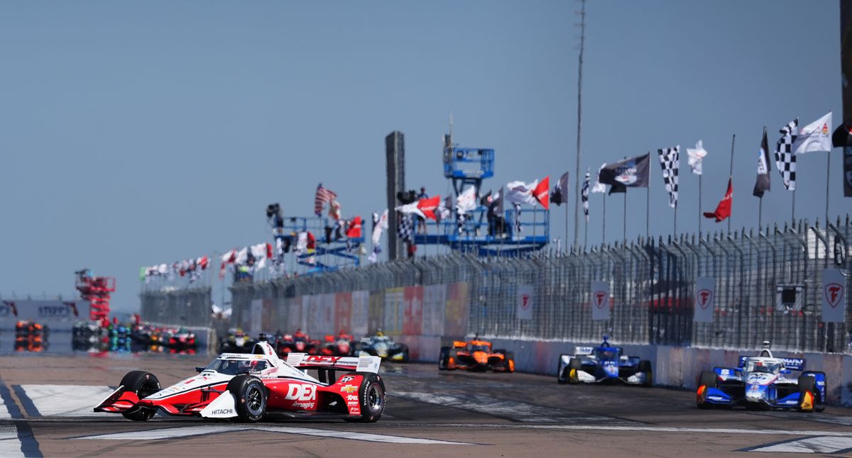 indycar-driver-scott-mclaughlin-leads-the-field-into-turn-news-photo-1758054231.jpeg