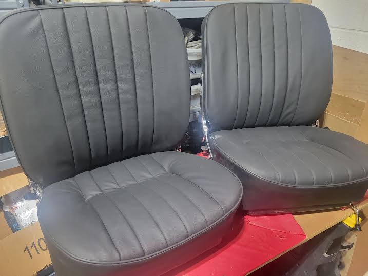 911912 seats front.jpg