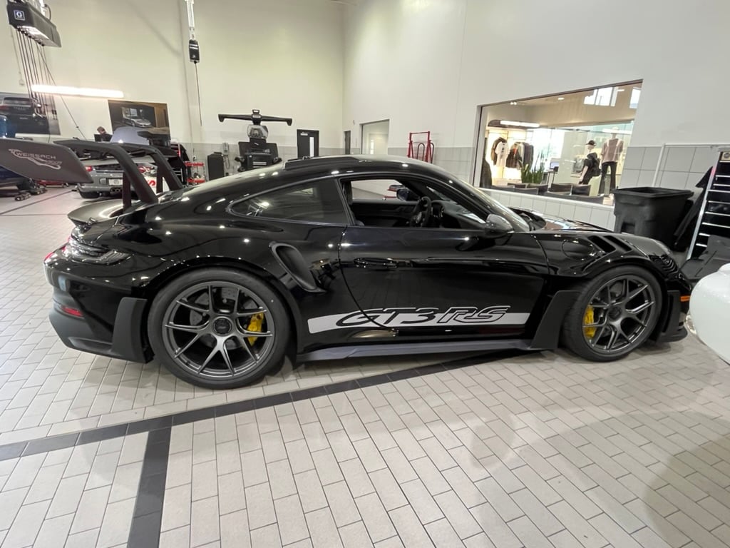 911 Round Three  25 GT3RS Manthey Bezerker