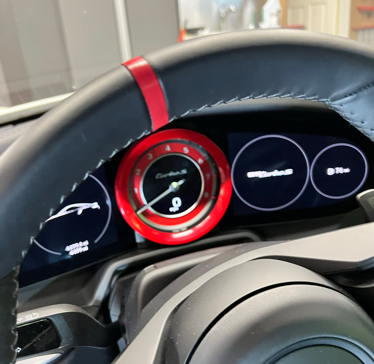 steering-wheel-stripe.jpg