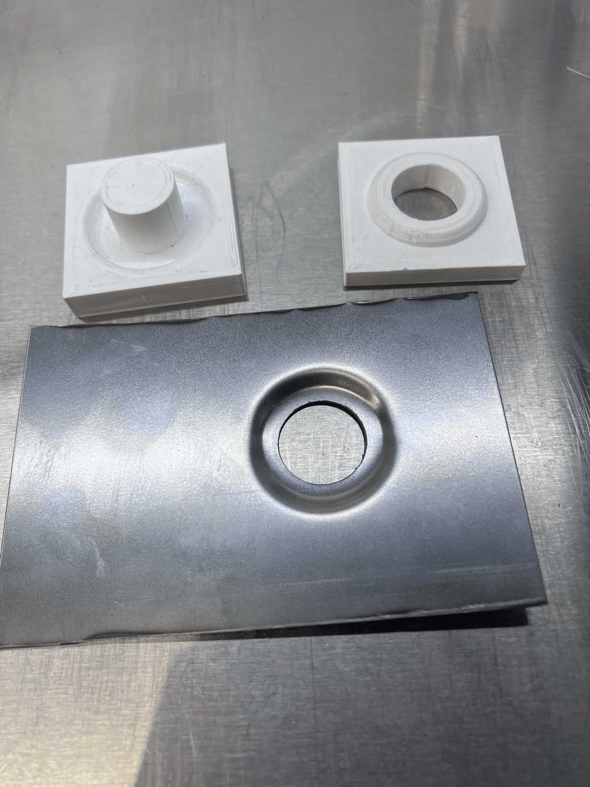 sheet-metal-stamp.gif