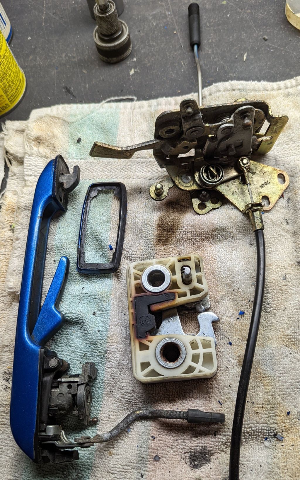 Complete Door Latch and Handle, Exploded