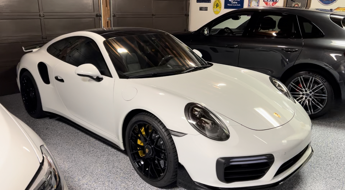 4. garage shot.jpg