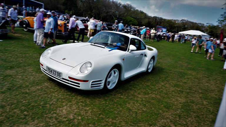 Amelia 2023 Porsche 959.jpg