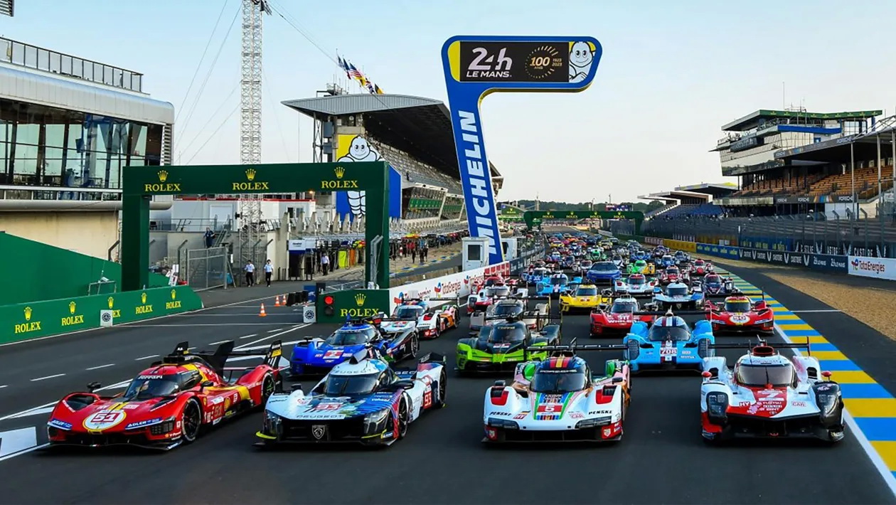 Le Mans 24 Hours 2023 grid photo op.jpg