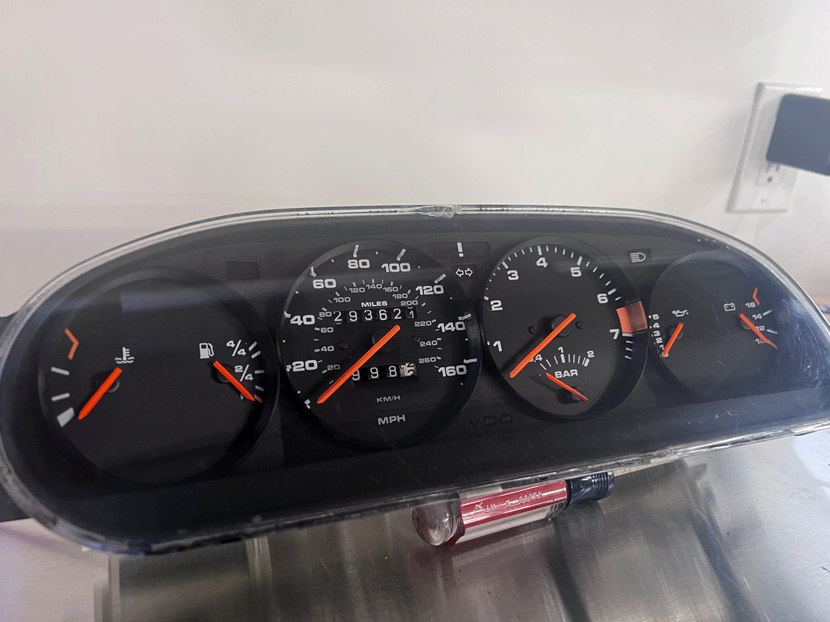 944-bezel1.gif