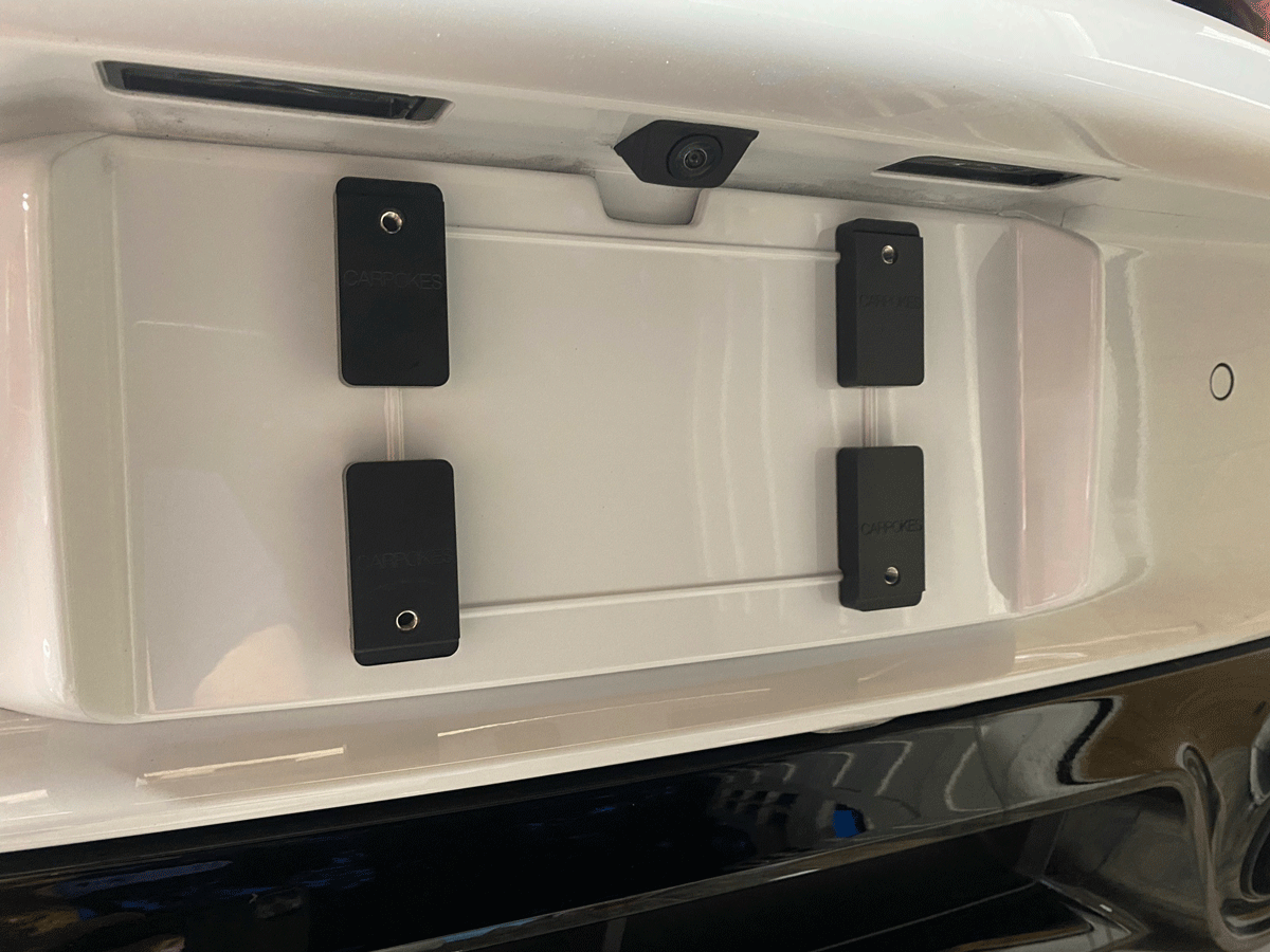 mounts-on-car.gif